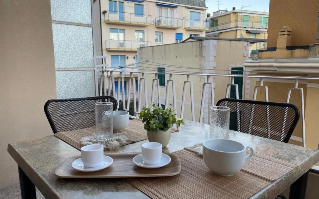 [Alassio City Center] 4 Rooms - 100 meters from the sea