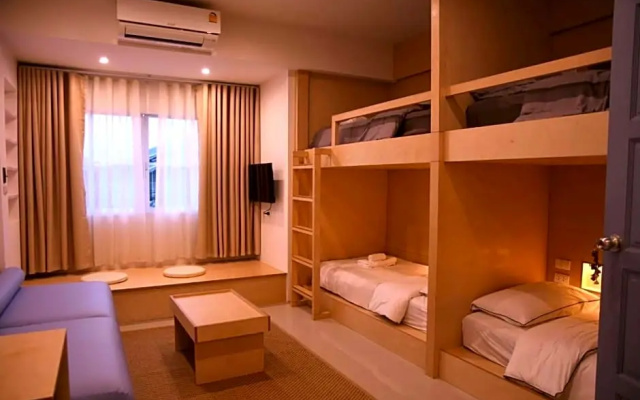 Ma-TaO またお Cafe & hostel