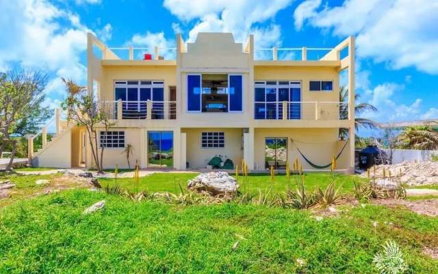 Casa Nueva Esperanza by Skyrun