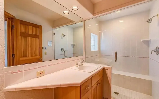 Aspen Ridge 32