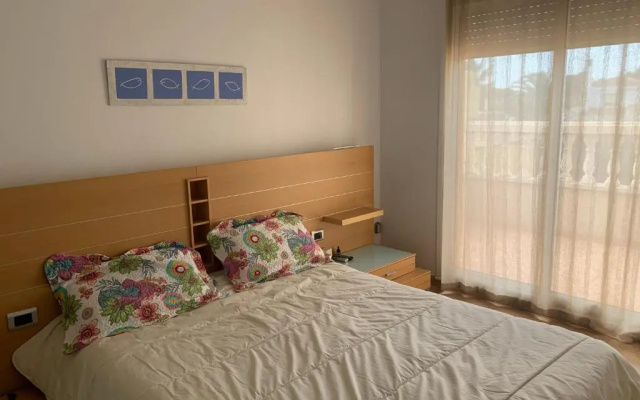 AME57 Preciosa Villa Con Piscina 10 pax