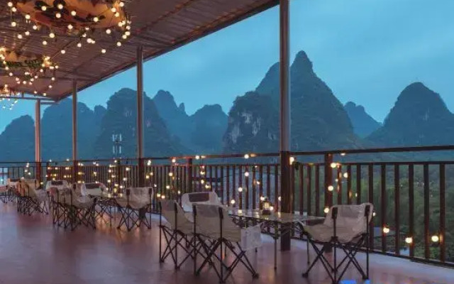 Yangshuo Stroll Lijiang Homestay (Impression Liu Sanjie Chinatown Wharf)
