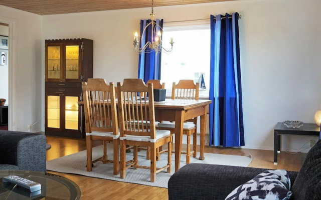 5 Person Holiday Home in Kungshamn