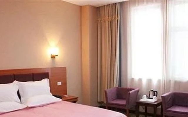 Meiyijia Business Hotel Xinxiang Pingyuan Road