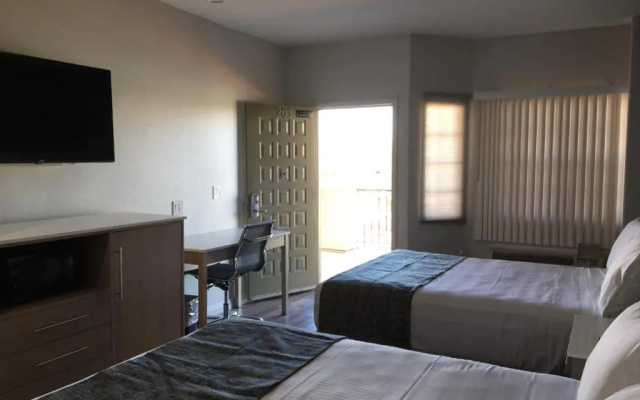 Cali Inn