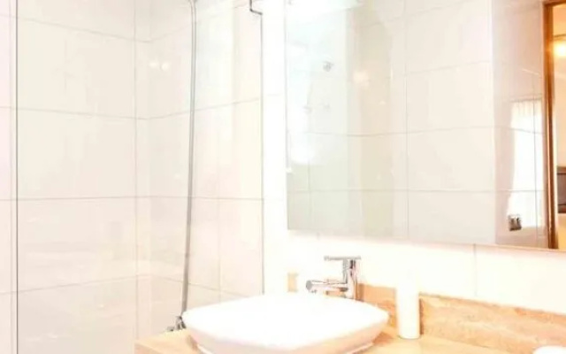 Premium Capital Lyon Costanera
