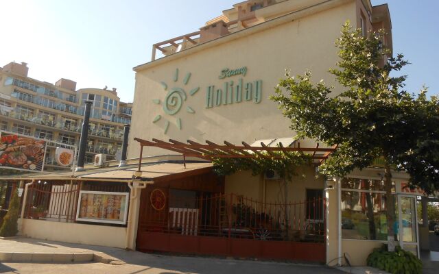 Отель Sunny Holiday Болгария, Солнечный берег - 1 отзыв об отеле, цены и фото номеров - забронировать отель Sunny Holiday онлайн вид на фасад