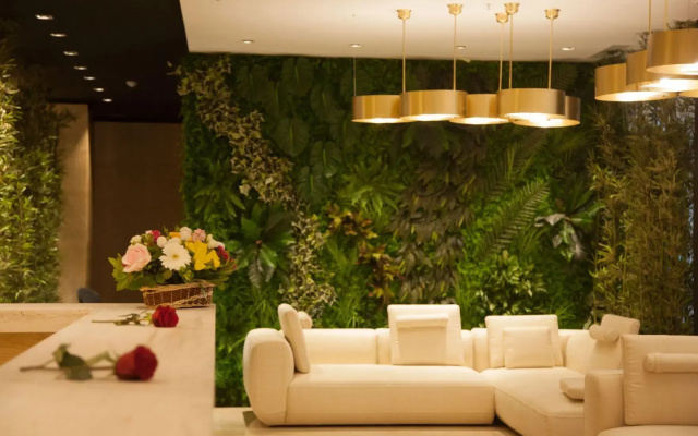 Royal G Hotel and Spa