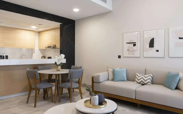 Superb 1BR Apartment in Arjan Privà Living