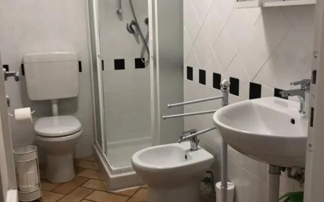 Bilocale in Centro a 100m Dal Mare - Aautsv12669