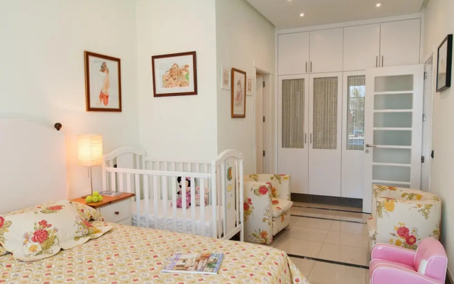 Superb Villa in Sonnenland for 12 Pers