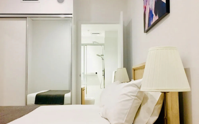 Mid City apartment