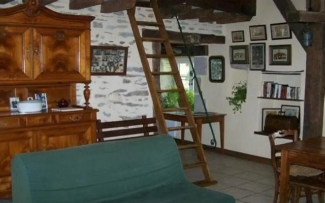 Gîte Moulins-le-Carbonnel, 3 pièces, 6 personnes - FR-1-410-153