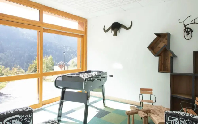 Chalet in Vaujany With Panoramic Mountain Views