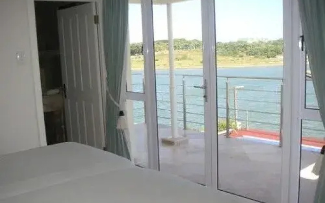 Waterside Living Marina Martinique 1394