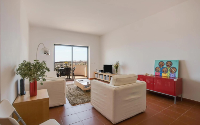 Meia Praia Beach Apartment