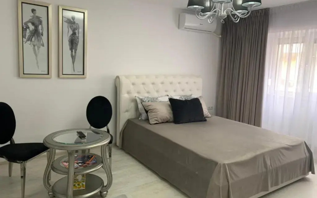 Leon Apartment