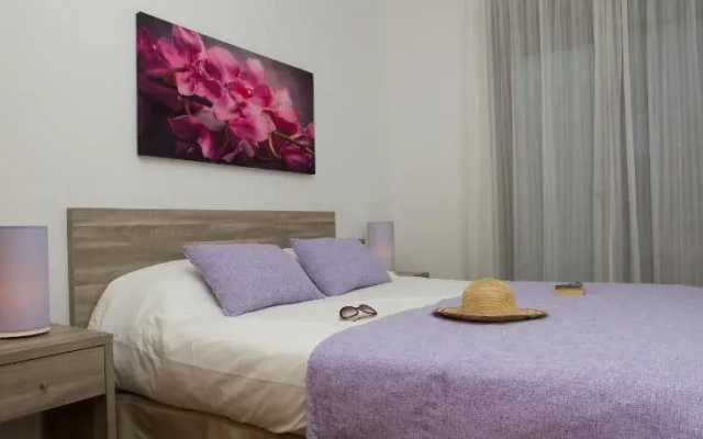 Apartamentos Estartit Costa