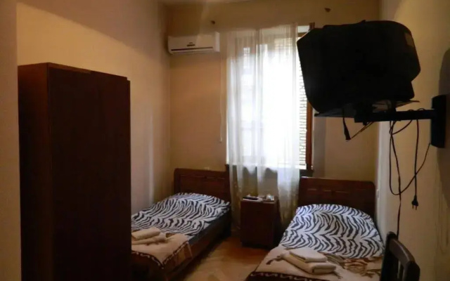 Дзвели Убани