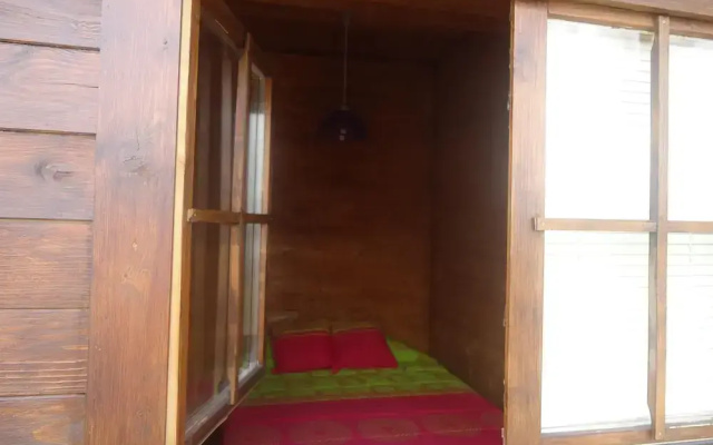 Monte do Azibo - Caravan Park