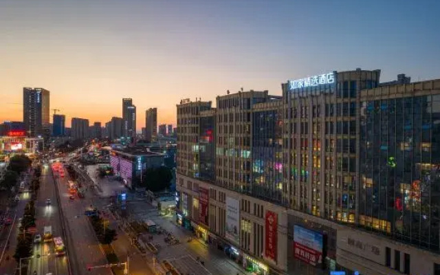 YUNIK INN(Zhenjiang Train Station Wanda Plaza Branch)