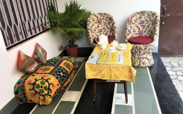 Udaipur House Homestay
