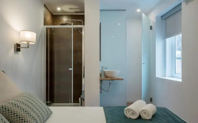 Beautiful Downtown Apartment