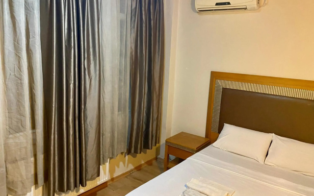 Albea Hotel