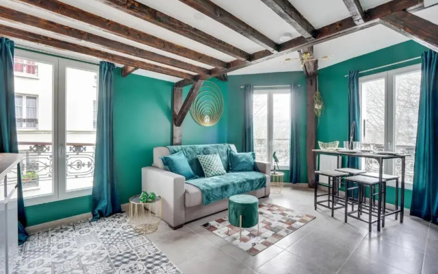 147 Suite Atmosphere, Nice Duplex, Paris Center