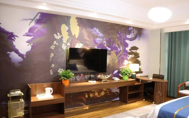Landu Hotel