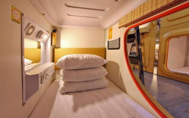 Shangjian Capsule Hostel детские мероприятия