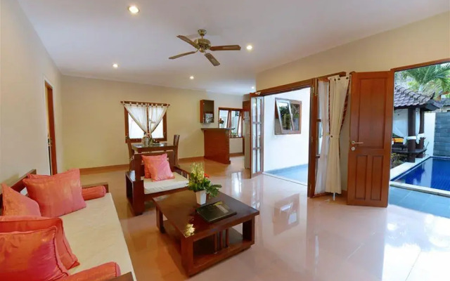 Puri Bendesa Villas