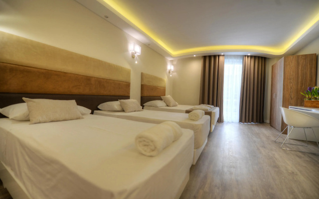 Onyx Suites & Apartments