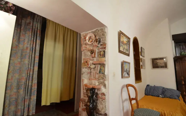Period apartment 5 period in Old Nice near tramway