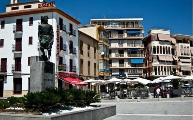 Отель Hostal Rio de Oro Алькаудете вид на фасад