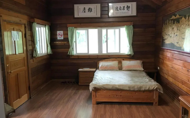 Jin Zu Cottage