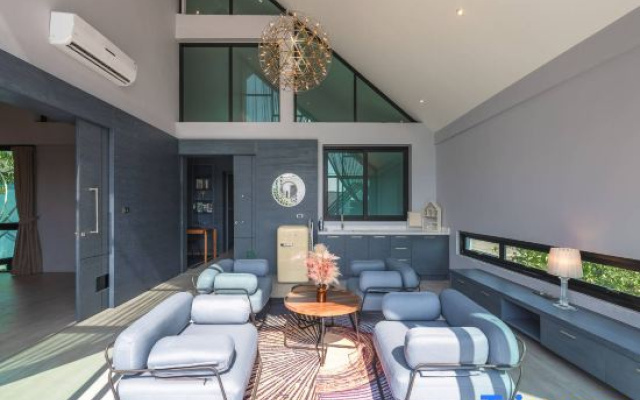 Villa Chuly - 3 BR Luxurious Pool villa in Phuket