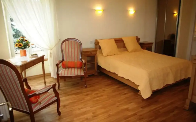 Chambre dHôtes Le Val Du Chapelain