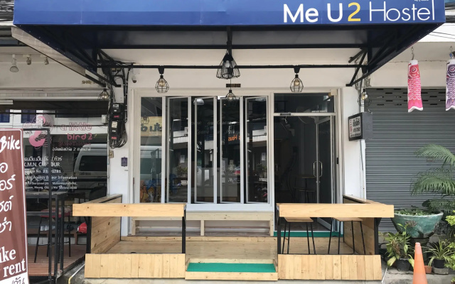 MeU2 And iSmile Hostel