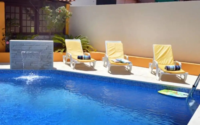 Sleeps 22 - Garden - Hot Tub - Pool - Jacuzzi