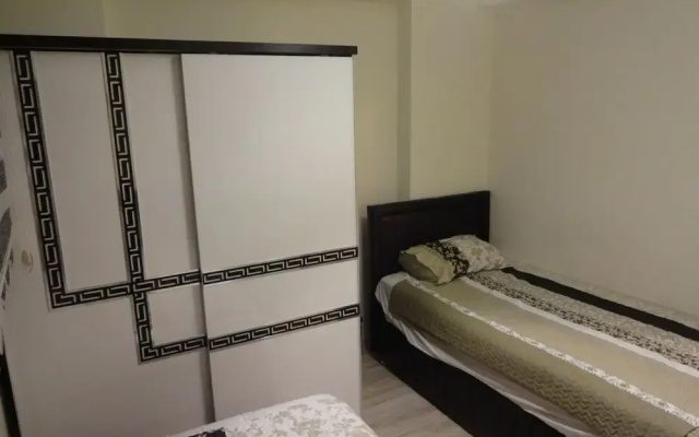 Luxerious Three Bedroom Apartment