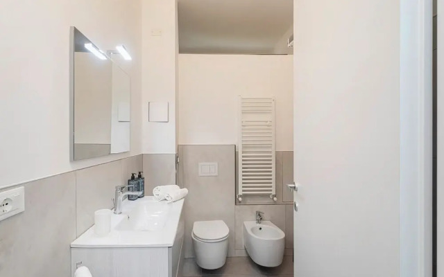 Quinto Modern Flat by Wonderful Italy