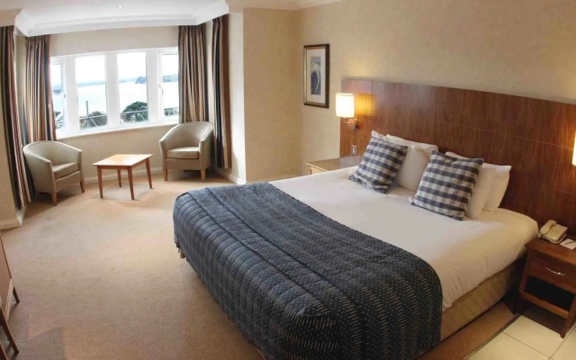 Harbour Heights Hotel