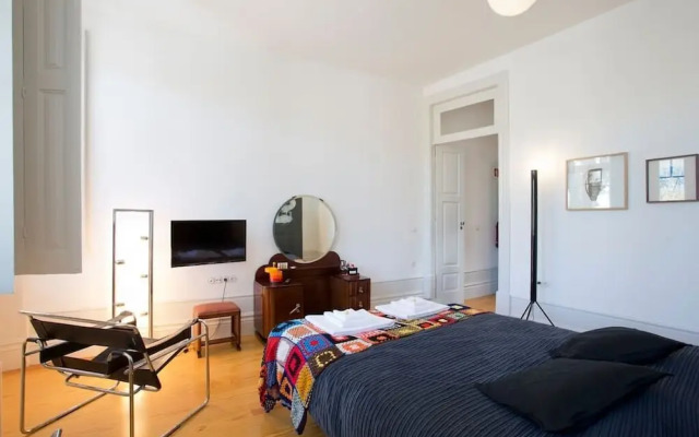 14 Esquadra  Cais das Pedras Guest House