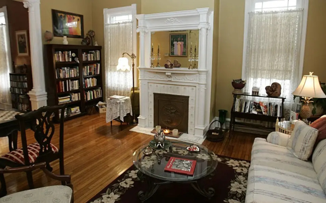 The Magnolia House Inn