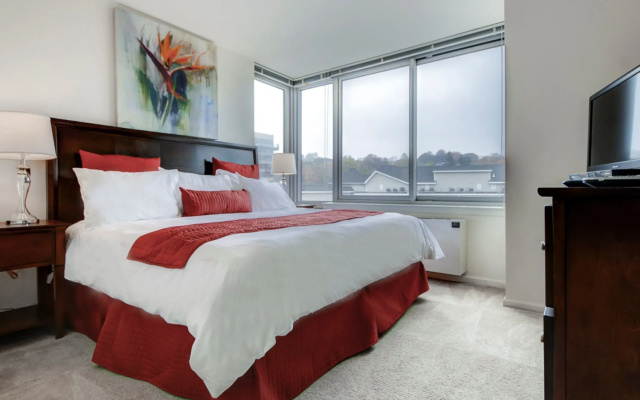 Global Luxury Suites at White Plains