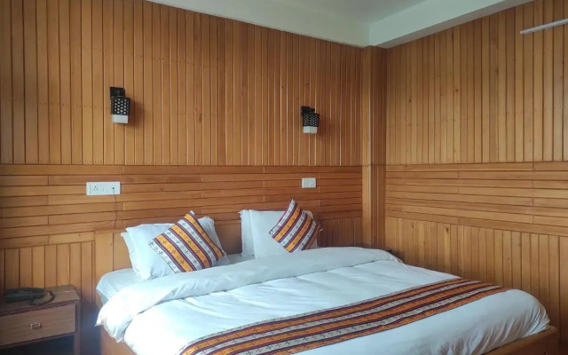 Hotel Tayatha