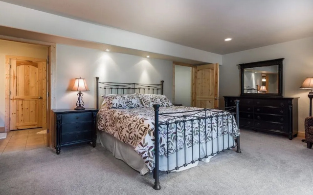 Pineview Lodge