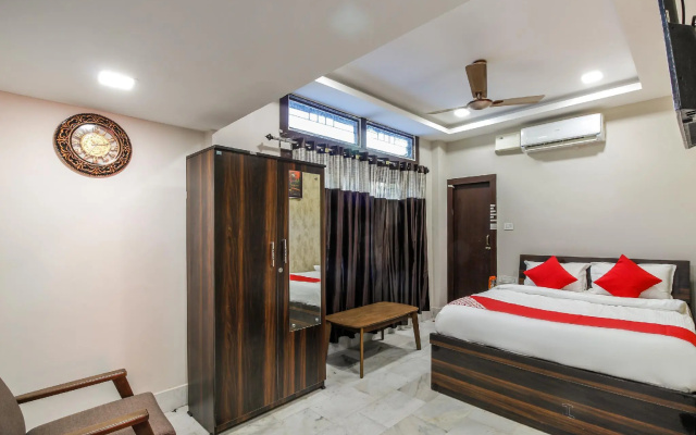 Shiva Guest House by OYO Rooms