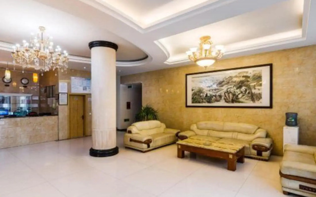Gongbaofu Hotel